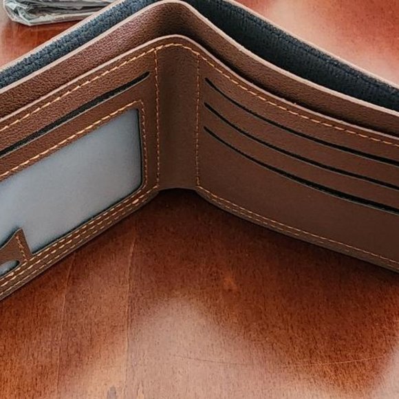 Bi-Fold Billfold - Mens - Picture 3 of 3